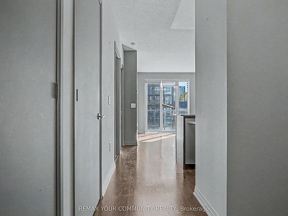 4th image of 1 Cole St #904