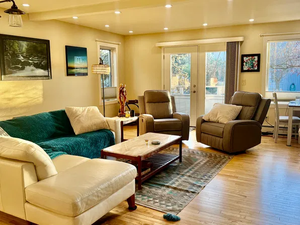 (undisclosed Address), Anchorage, AK 99518