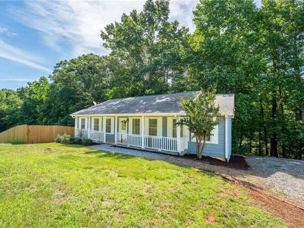 950 Duck Thurmond Rd, Dawsonville, GA 30534