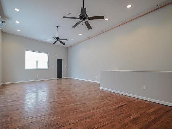 2nd image of 2601 Frankford Ave #1