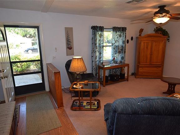 4th image of 112 Wyoming Ave