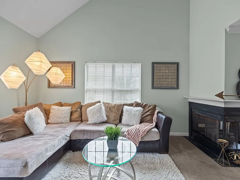 949 Pensford Dr — Photo 11