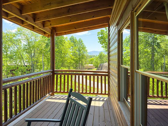 5th image of 814 Wattle Blossom Way