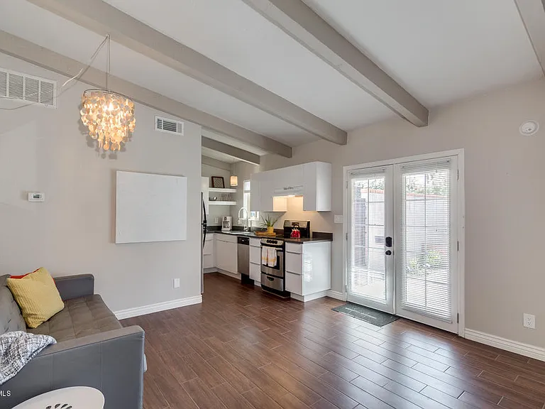 7288 E Rancho Vista Dr — Photo 3