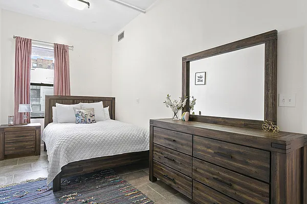 Rented by Compass | media 10