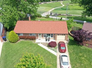 1031 Chartres Ave, Saint Louis, MO 63132