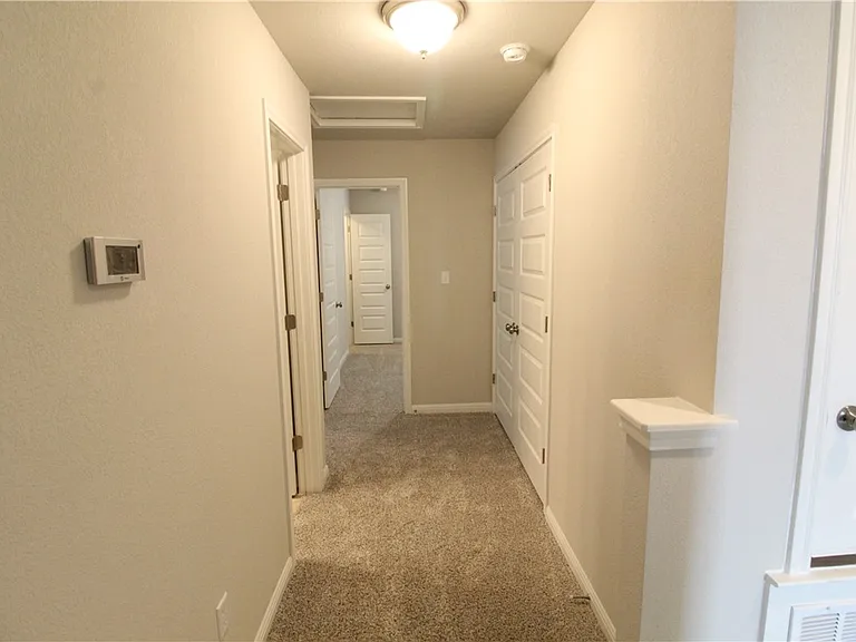 2028 Arendale Dr — Photo 17