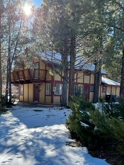 1st image of 1111 Ash Ln