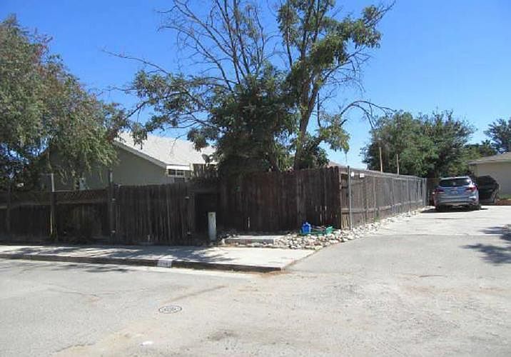 2nd image of 5274 La Cumbre Ave