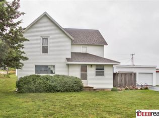 217 S 4th St, Elmwood, NE 68349