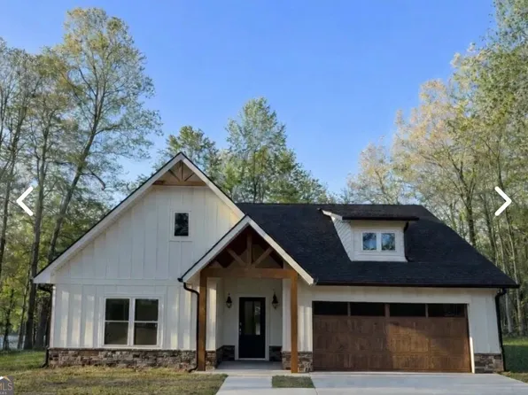 145 Foothills Dr, Murrayville, GA 30564