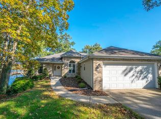 113 W Lakeview Dr, Lowell, IN