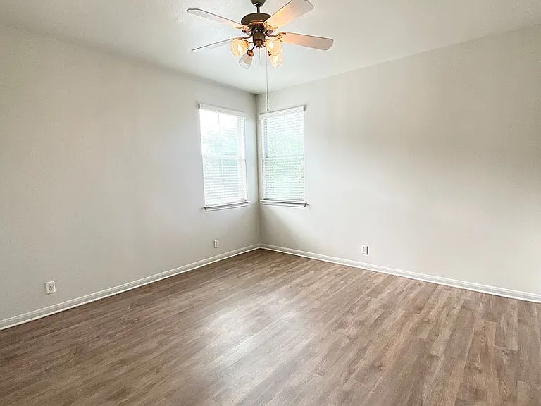 2406 Allred Dr #A — Photo 3