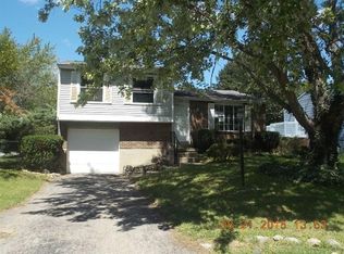 734 Martindale Rd, Englewood, OH 45322