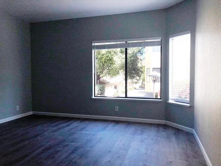 1911 Magdalena Cir #80 — Photo 10