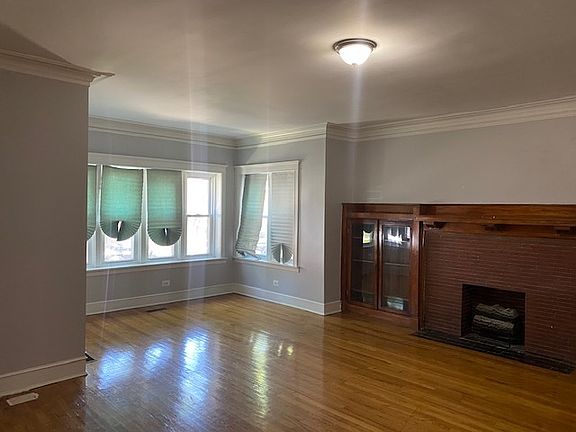 3rd image of 6528 S Greenwood Ave #2N