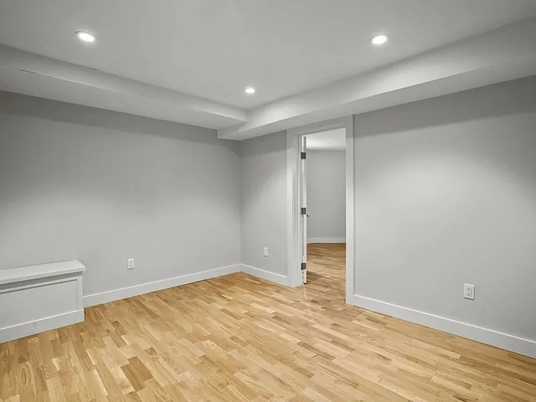 14 Hardwick St #1 — Photo 26
