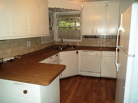 3rd image of 1427 Saint Agnes Dr