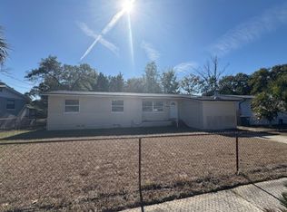 7248 Stonehurst Rd N, Jacksonville, FL 32277