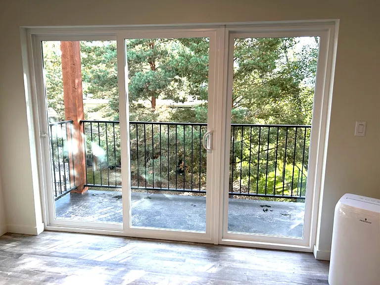 126 E Evergreen Dr #303 — Photo 5