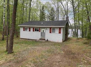 N18185 Youngs Lake Rd, Dunbar, WI 54119