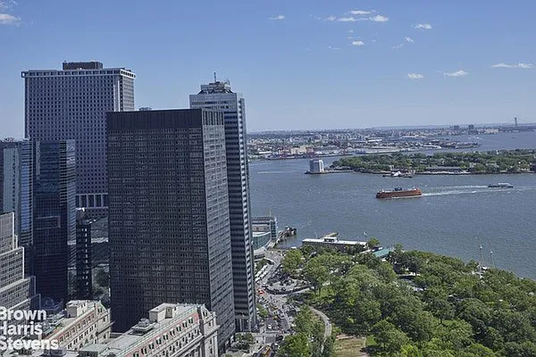 Rented by Brown Harris Stevens | media 16