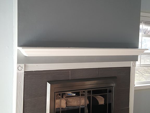 Fireplace in Living room