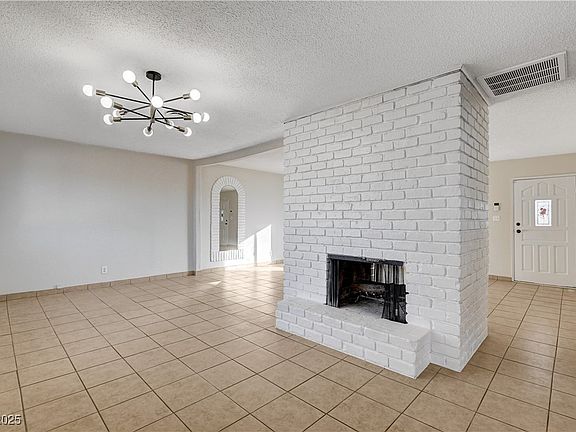 4th image of 4224 Beth Ave