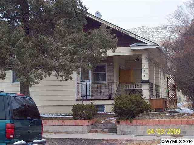 1st image of 377 E 2nd North St