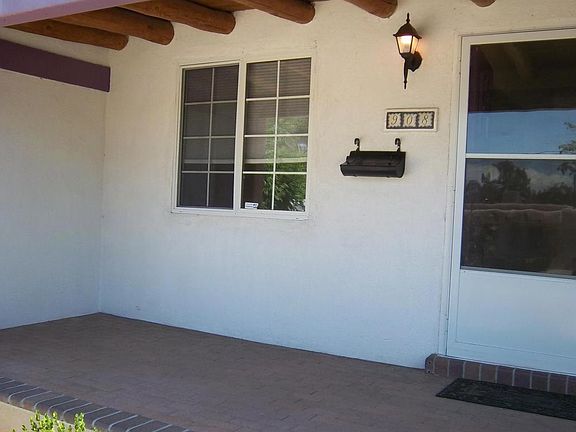 2nd image of 908 Vassar Dr SE