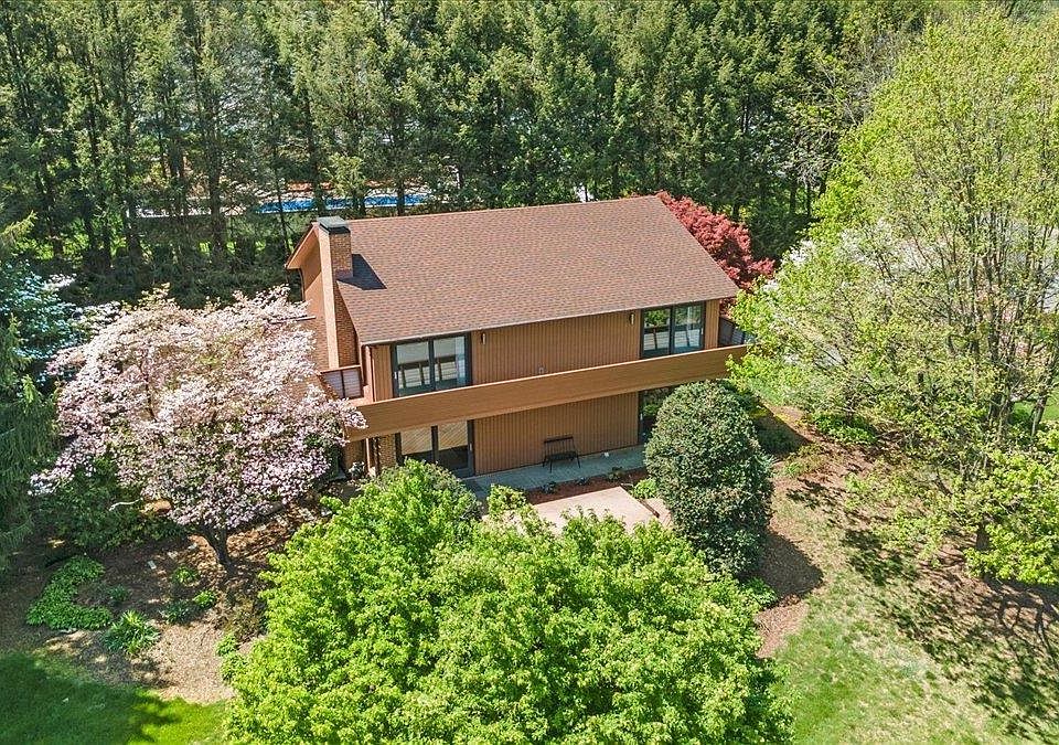 1st image of 1080 Glenwood Blvd