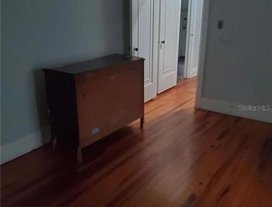 1st image of 734 SE 10th St