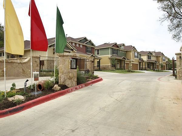 2nd image of 6708 Manchaca Rd #36
