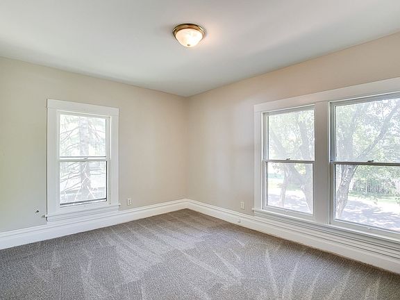 3rd image of 1638-1640 W Iglehart Ave