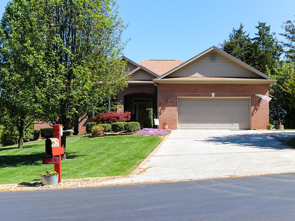 1st image of 322 Tahlequah Dr