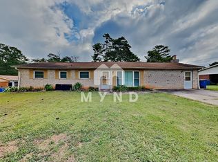 7556 Ann St, Riverdale, GA