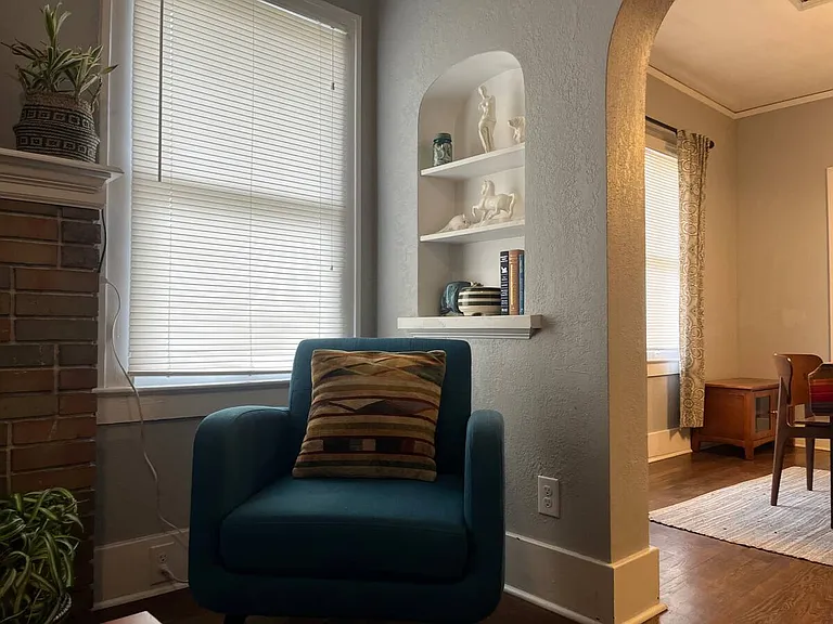 1415 E Cervantes St #1 — Photo 3