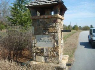 Hidden Falls Dr, West Union, SC 29696