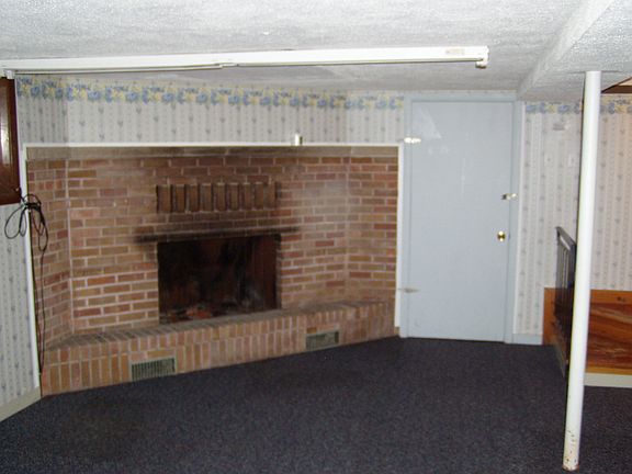 2nd image of 8513 38th Ave SW