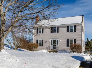 65 Farm Hill Rd, Leominster, MA 01453