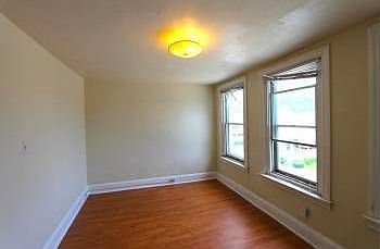 2nd image of 4610 Fernhill Rd