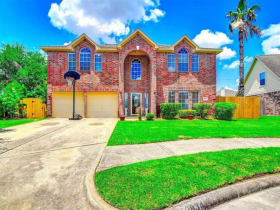 2nd image of 2834 Green Hollow Ct