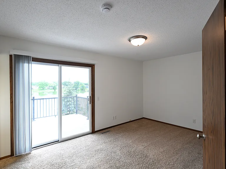 14429 Portland Ave — Photo 16