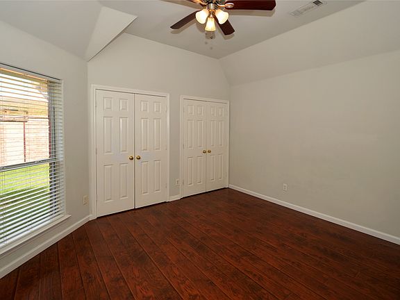 4th image of 7410 Woodsprings Dr