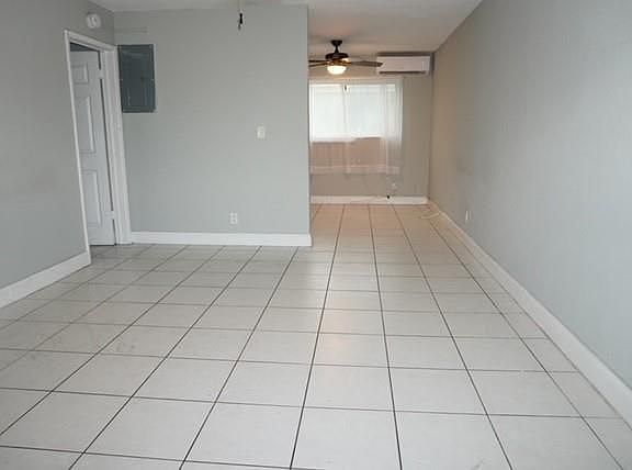 2nd image of 5141 NE 18th Ave APT 3