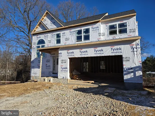 312 Caldwell Rd, Pasadena, MD 21122