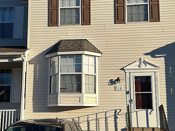 4th image of 114 Mayfair Pl #176