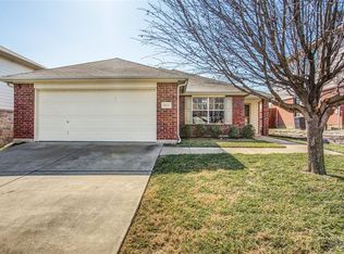 10113 High Eagle Trl, Fort Worth, TX 76108