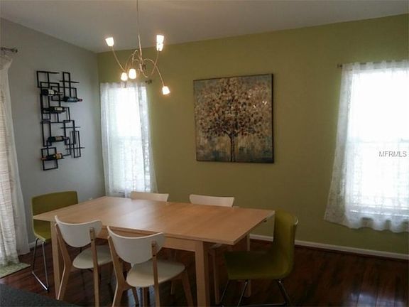 4th image of 948 Landmark Cir S