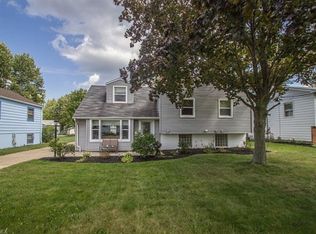 5737 Decker Rd, North Olmsted, OH 44070